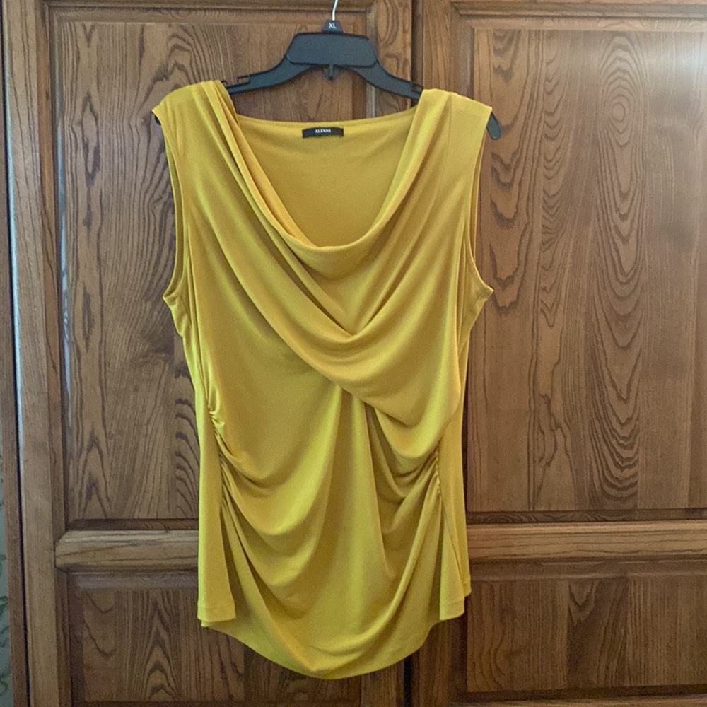 Harvest gold, sleeveless top